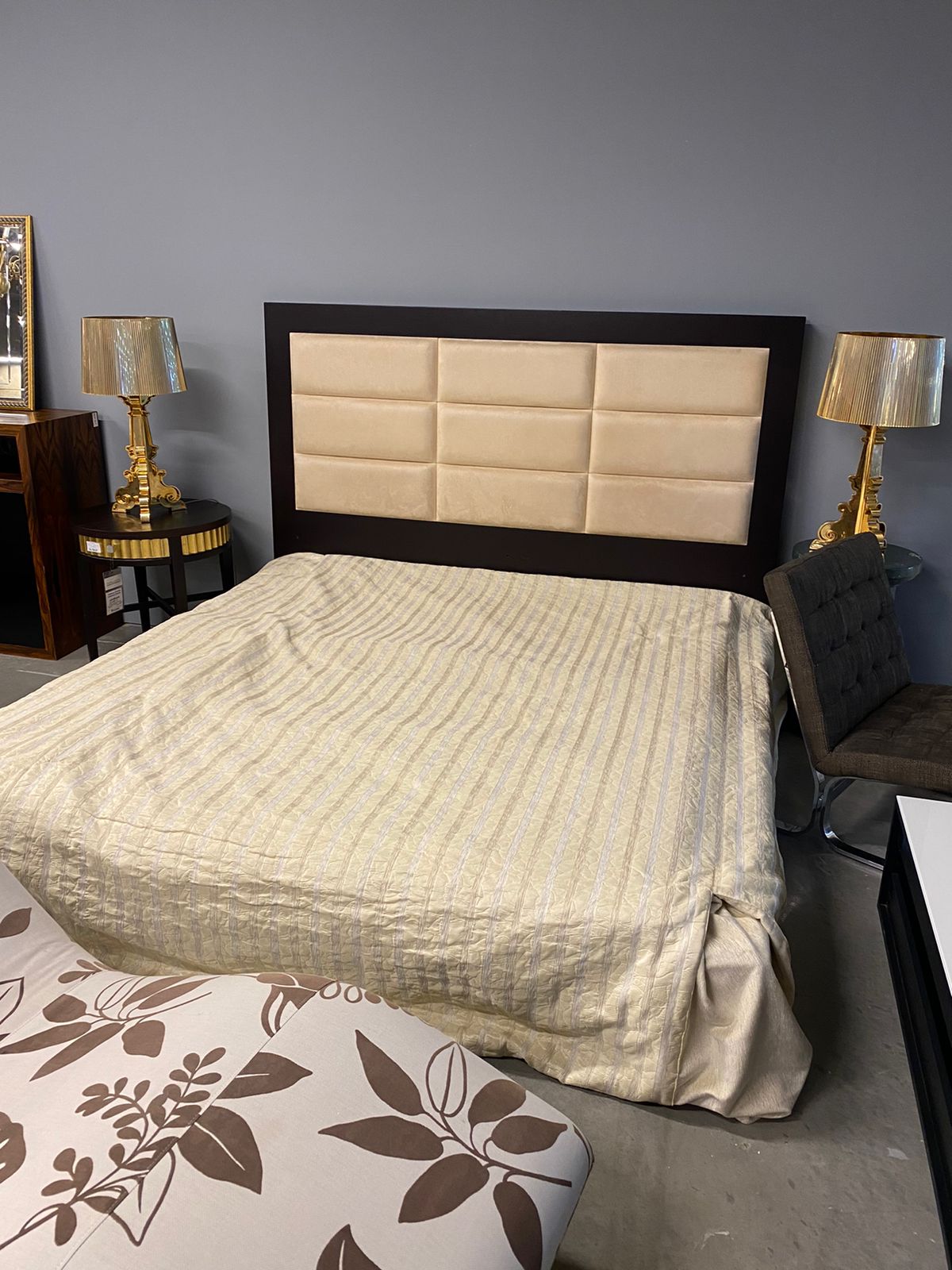Кровать с основанием EPEDA, 195*200 см.