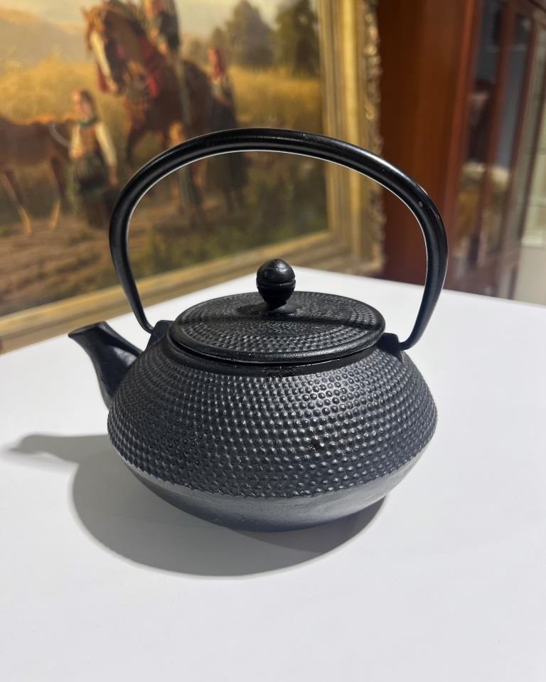 Чайник чугунный Тэцубин