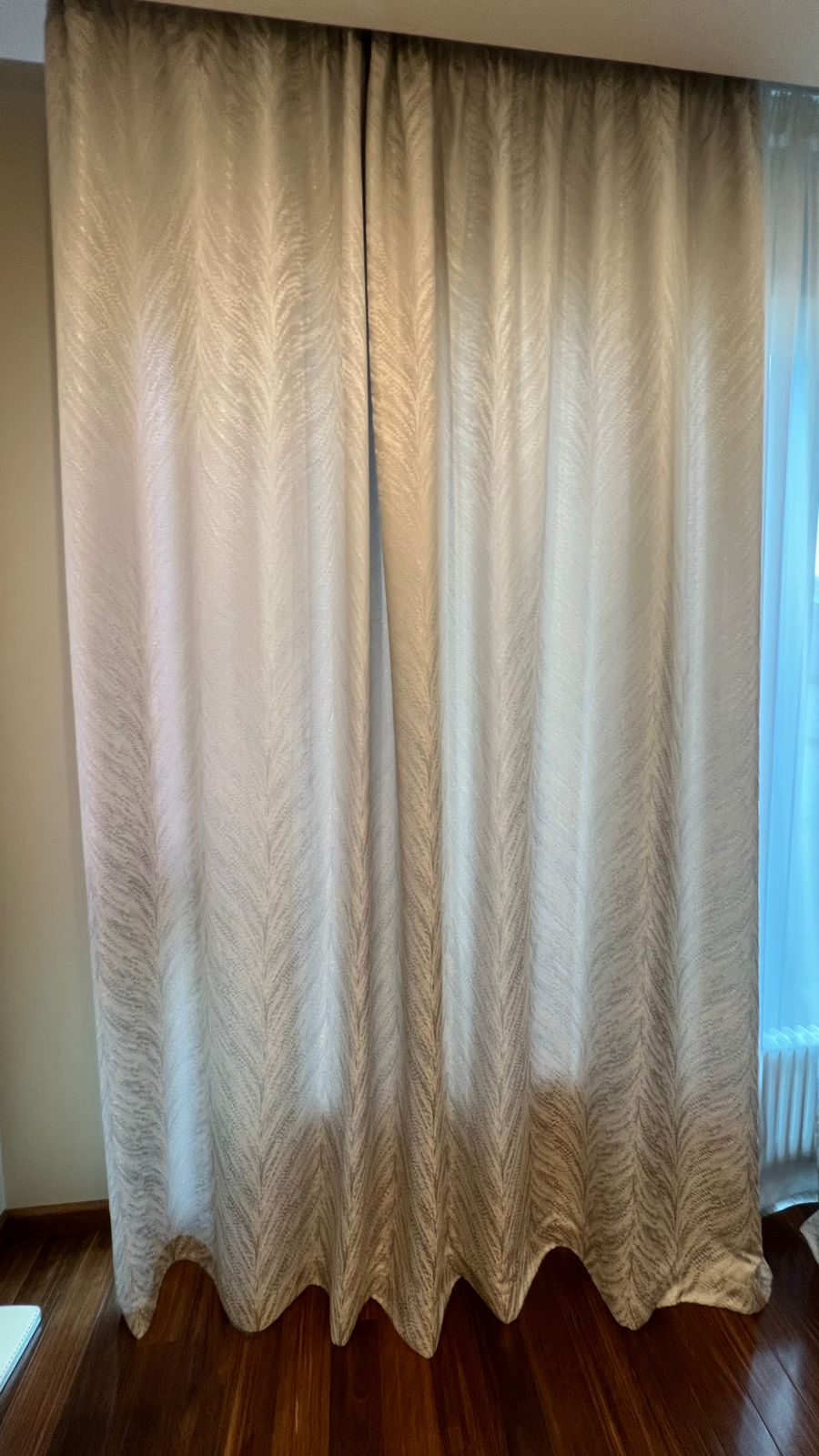 Комплект штор из 2-х полотен+тюль, В310см