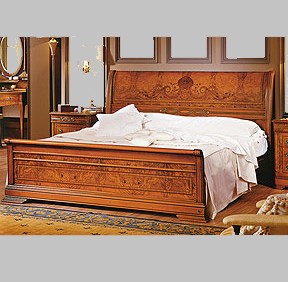 Кровать из массива, 180х200, Vicent Montoro.