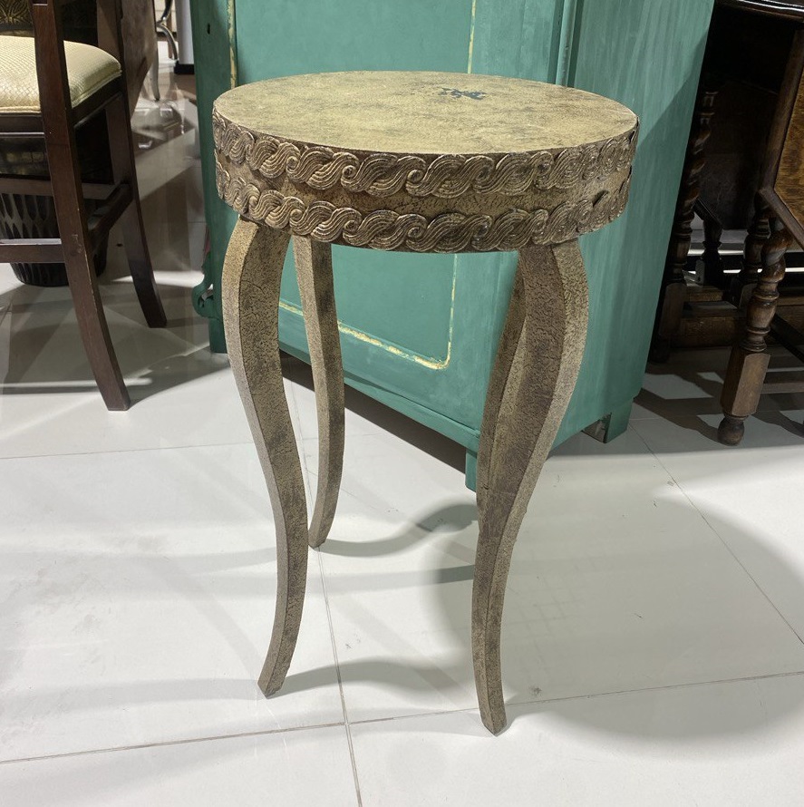 Винтажный приставной столик